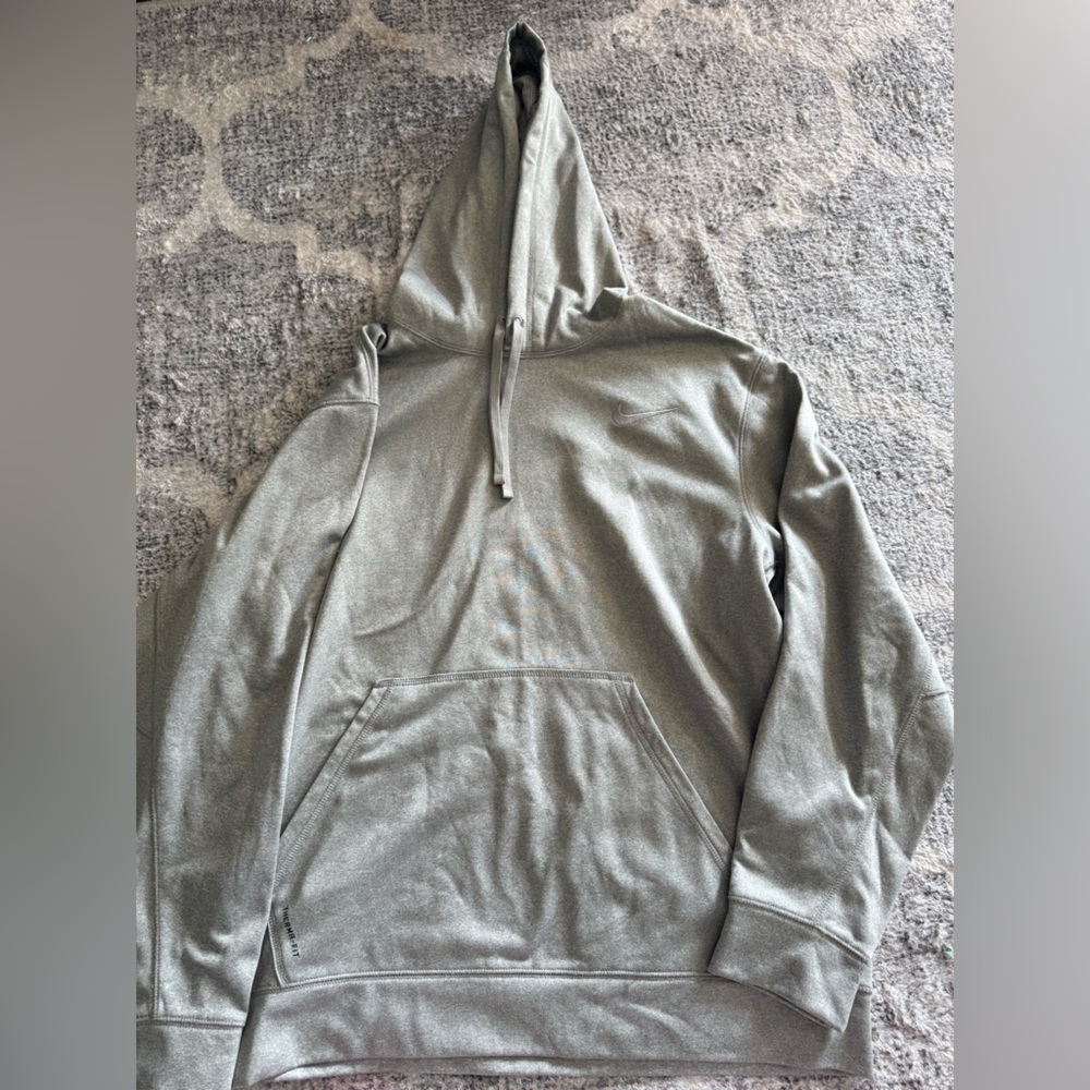 Nike Therma-Fit Gray Hoodie
